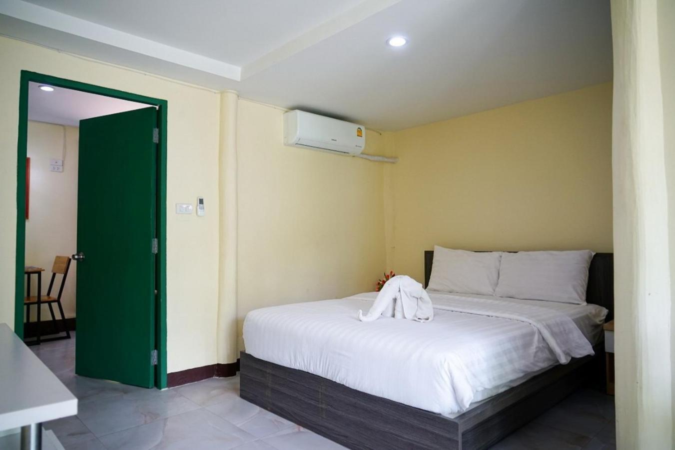 Ferienhaus Town By The Warehouse Chiang Mai