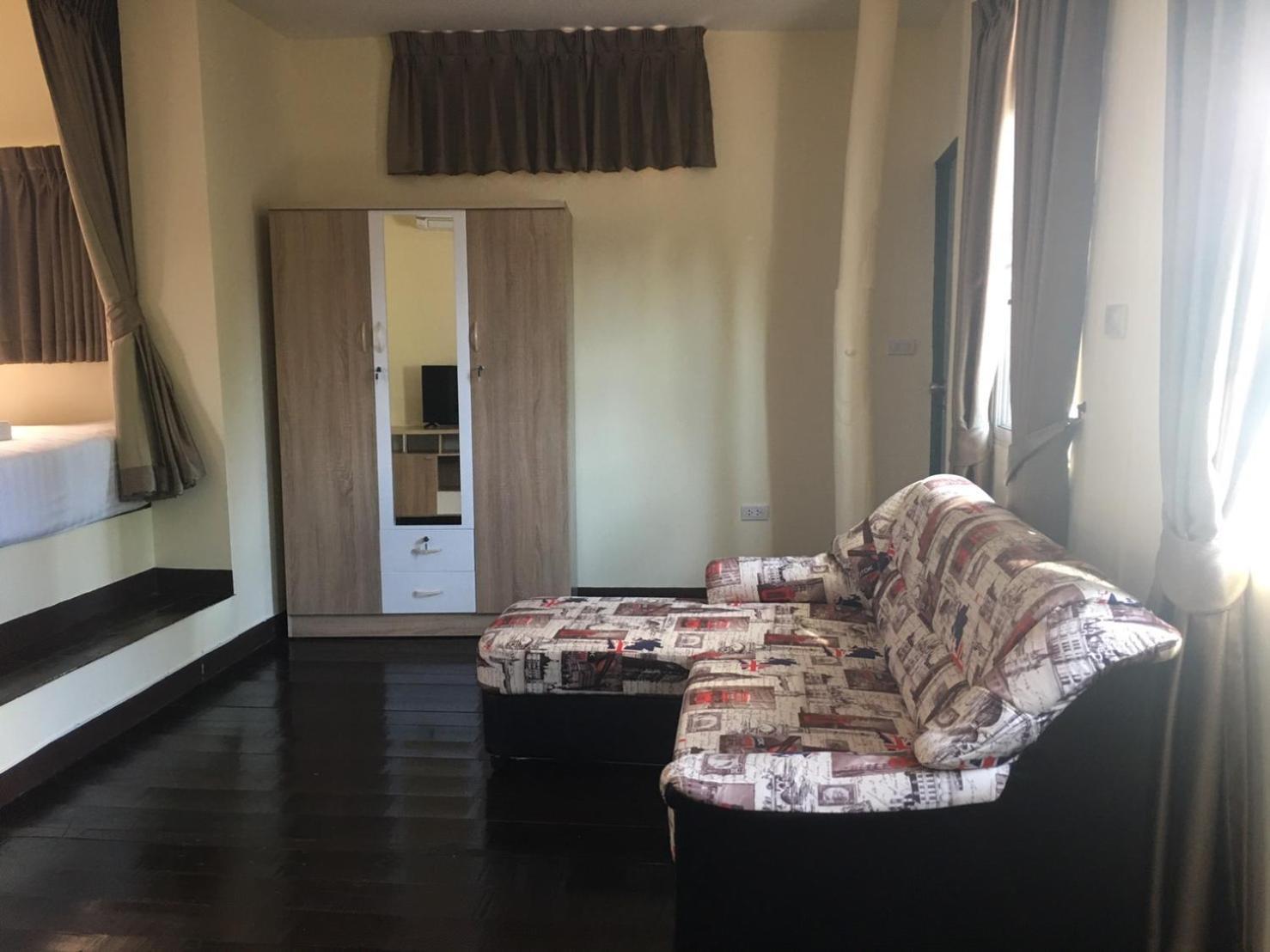 Ferienhaus Town By The Warehouse Chiang Mai
